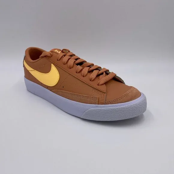 Nike Blazer Low ' 77 Amber Brown / Melon Tint Womens Shoes - Picture 7 of 8